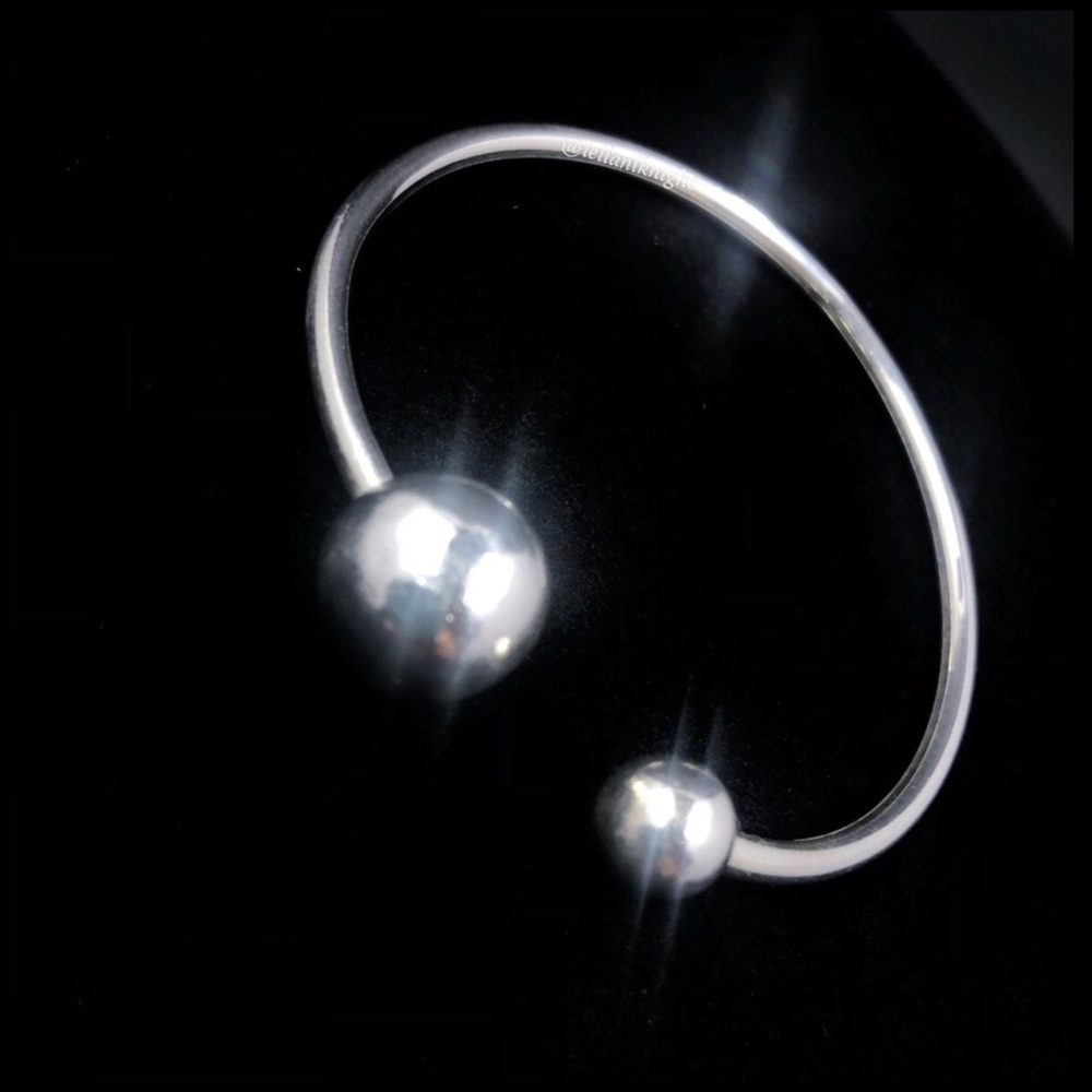 Silpada “Have a Ball” Sterling Silver Bangle Bracelet - Picture 8 of 12